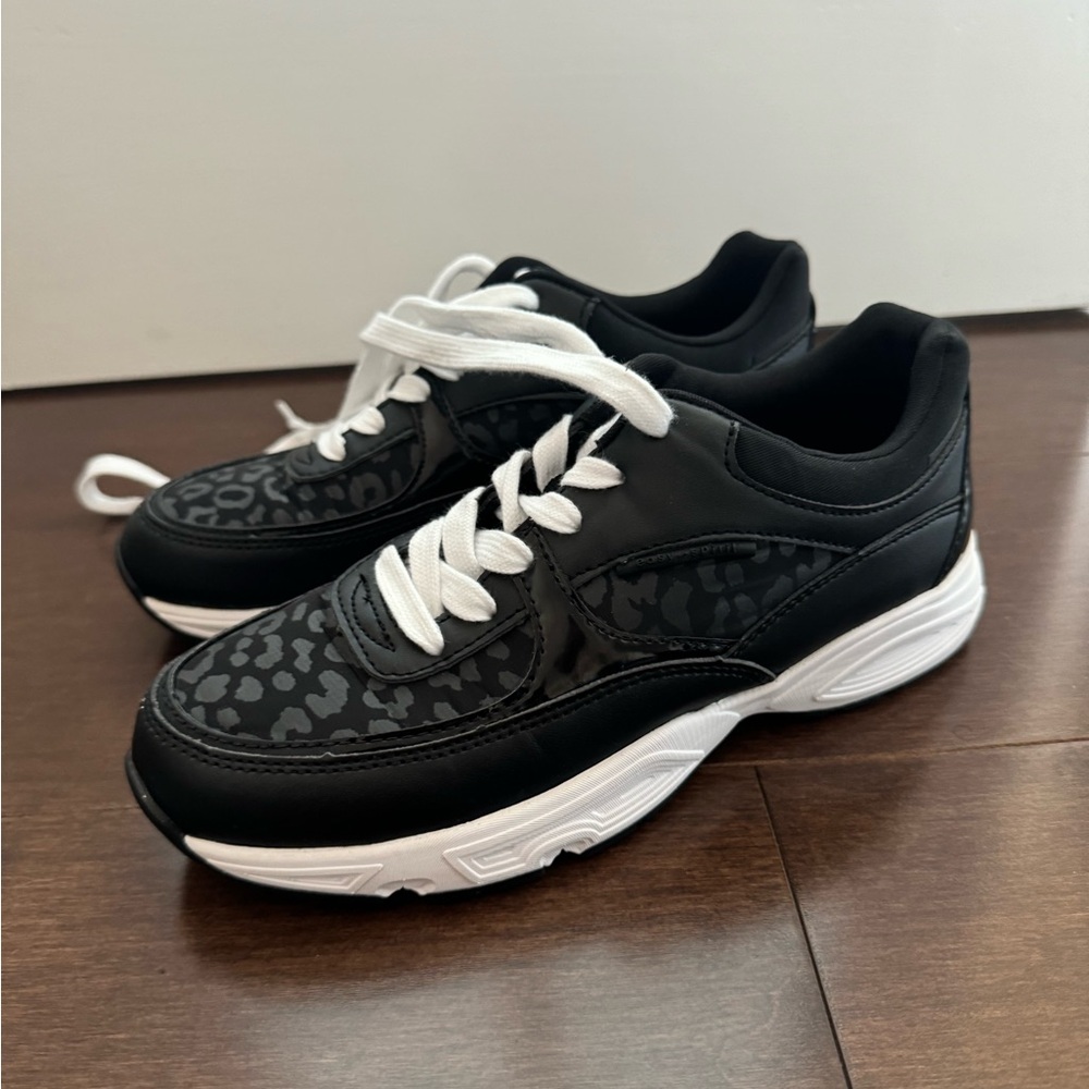Brand New Easy Spirit Shoes